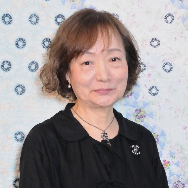 鷲沢玲子